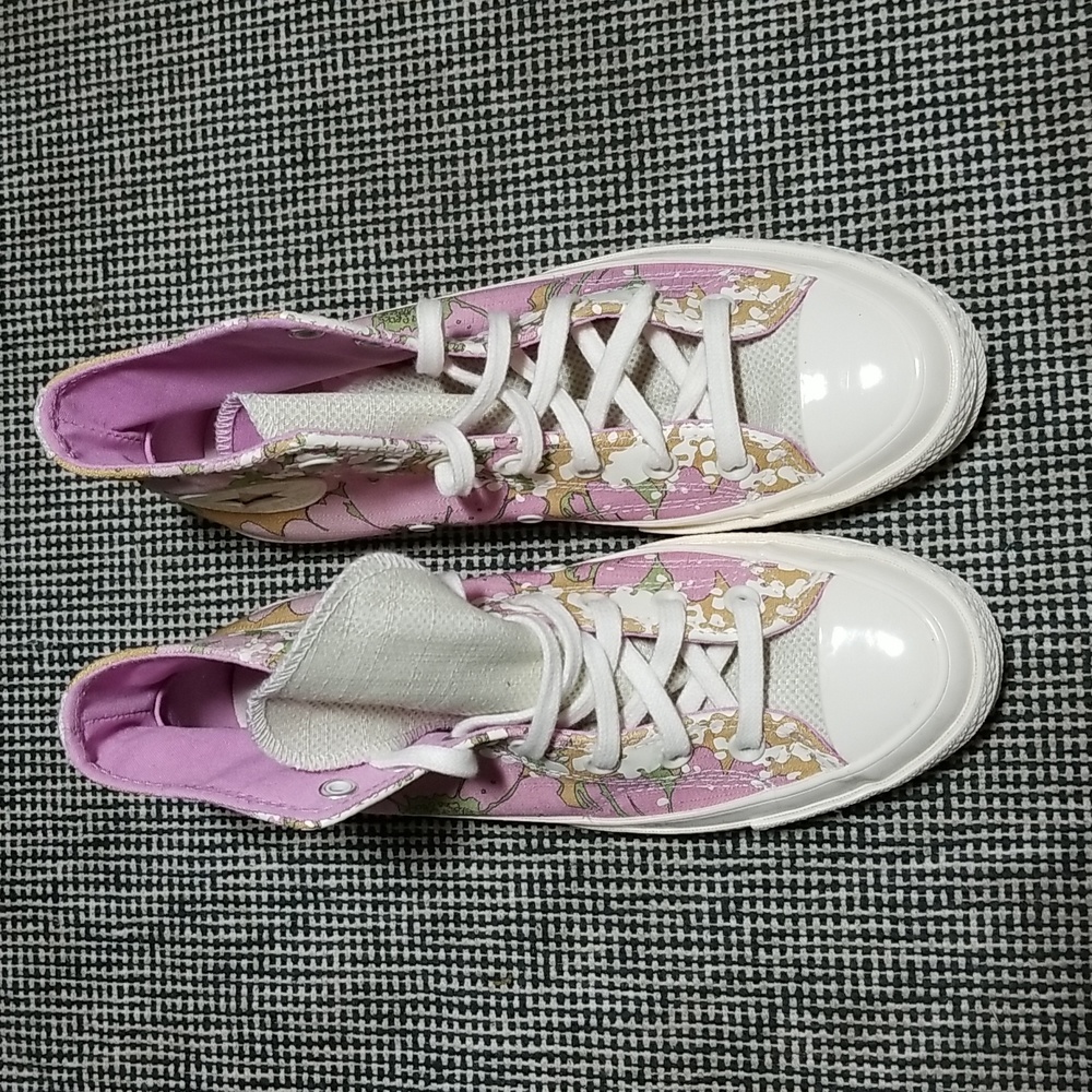 Unisex Converse High Top